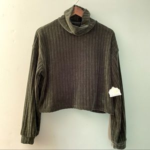NWT Altar’d State cropped mock turtle neck sweater